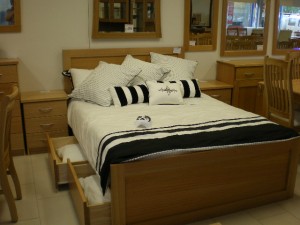Deluxe Style Bed